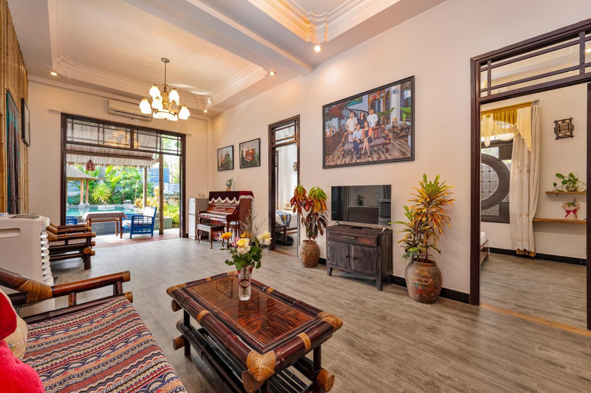 Nipa Riverside Villa Хойан Экстерьер фото